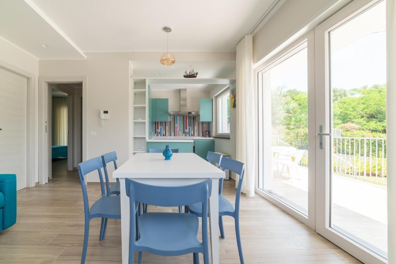 مارينا دي كاميروتا Micabalu Luxury Apartment المظهر الخارجي الصورة