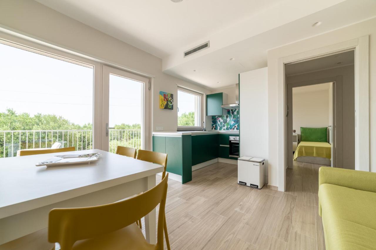 مارينا دي كاميروتا Micabalu Luxury Apartment المظهر الخارجي الصورة